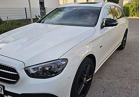 Mercedes-Benz E 300 de T 9G-TRONIC