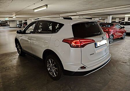 Toyota RAV 4 2.0 D-4D 4x2 Start-Stop Edition-S