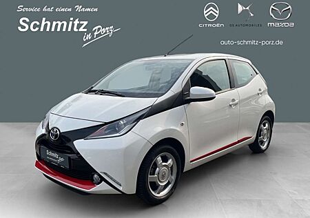 Toyota Aygo x-Play Touch Rückfahrkam. Berganfahrass. GA Speed