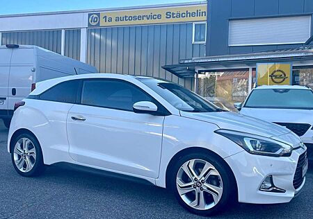 Hyundai i20 coupé blue Style,SHZ,PDC,RKAMERA,NAVI,PANO