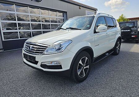 SsangYong Rexton Executive 4WD Automatik*Leder*Navi*AHK*