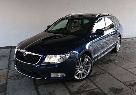 Skoda Superb Combi DSG Elegance*Pano*StandHz*KeyLess