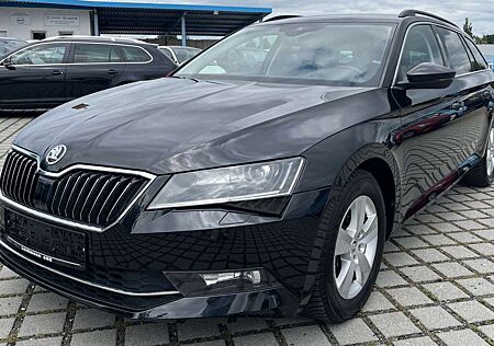 Skoda Superb 1.6 TDI Combi Bi-Xenon|Standhzg.|DAB+