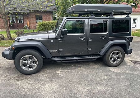 Jeep Wrangler ULmt Hard-Top 3.6 Auto JK Final Edition