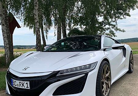 Honda NSX 3.5 V6 SH-AWD DCT9 Hybrid