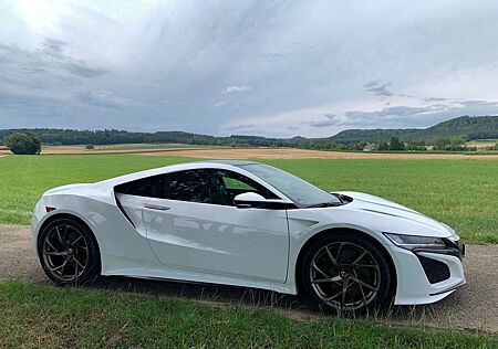 Honda NSX 3.5 V6 SH-AWD DCT9 Hybrid