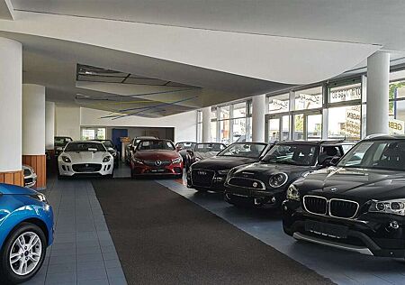 BMW 218 i Sport Line/Business/LED/Leder/Navi/RFK/Temp