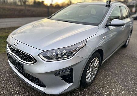 Kia XCeed Ceed SW / cee'd SW 1.6 Vision*1.Hand*Kamera*AppleCarplay*