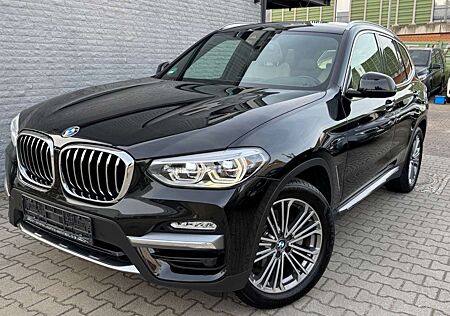 BMW X3 xDrive 20 d Luxury Line PANO*HEADUP*LED