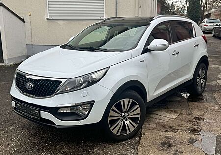 Kia Sportage Spirit 4WD - Panorama - Leder - Navi