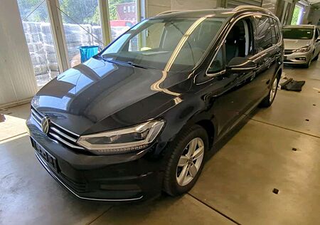 VW Touran Volkswagen 2.0 TDI BMT Highline AHK ACC BLIS Key LED