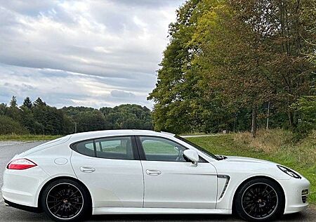 Porsche Panamera +Diesel+Platinum+Edition