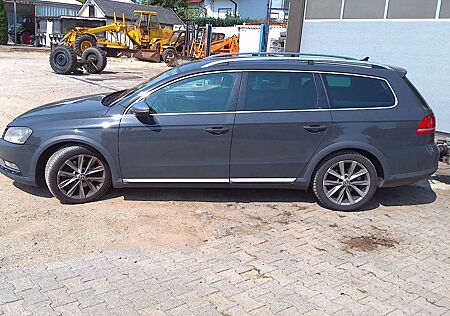 VW Passat Alltrack Volkswagen 2.0 TDI DSG 4MOT 125kW Alltrack BMT