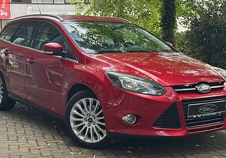 Ford Focus TÜV AU NEU*KLIMA*Titanium*TEMPOMAT*SITZ-HZ