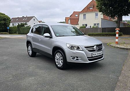 VW Tiguan Volkswagen Trend. 150 PS-AHK-NAVI-TÜV NEU!