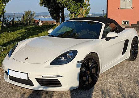 Porsche Boxster 718 SportChrono/20“Carrera/PorscheApprov