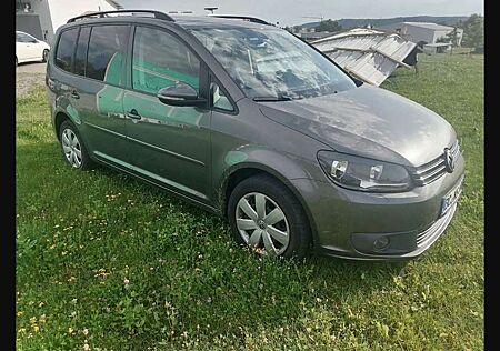 VW Touran Volkswagen 2.0 TDI DPF DSG Comfortline