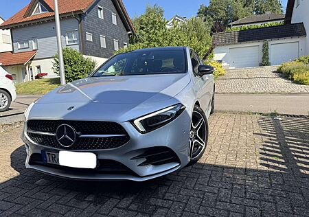 Mercedes-Benz A 180 d 8G-DCT AMG Line