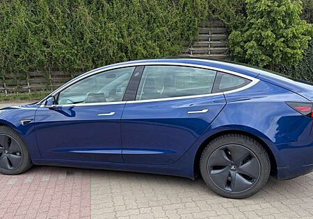 Tesla Model 3 Model 3 Langstreckenbatt. Allradantrieb Dual Motor Performance
