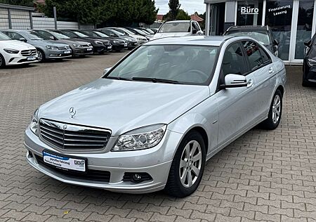 Mercedes-Benz C 180 CGI BlueEfficiency Automatik "Classic"