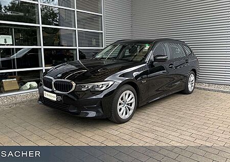 BMW 330 e xDrive Touring Navi Pano AHK 17"LM