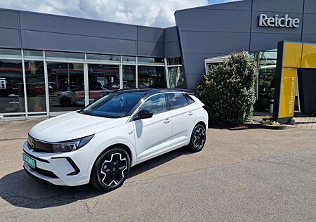 Opel Grandland Ultimate 1,2 AT+MATRIX+SHZ+LHZ+APA+ACC Klima Navi