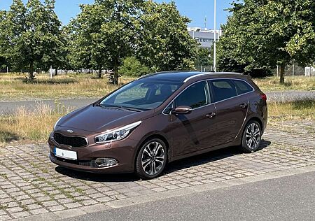 Kia XCeed Ceed SW / cee'd SW Ceed 1.6 GDI DCT SW Spirit