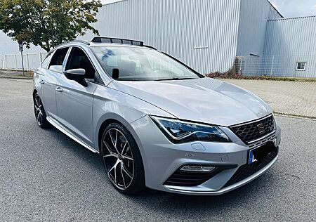 Seat Leon ST (5F8) Cupra 300 4Drive