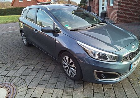 Kia XCeed Ceed SW / cee'd SW Ceed 1.6 GDI SW Dream-Team Edition