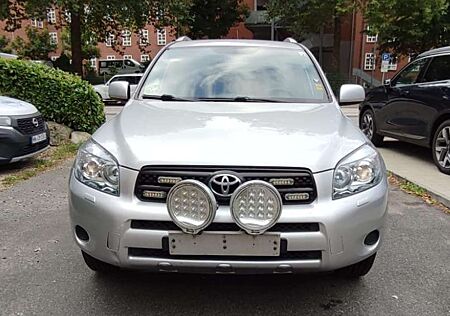 Toyota RAV 4 Rav4 D4D 2,2