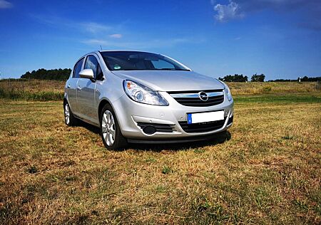 Opel Corsa 1.4 16V Cosmo