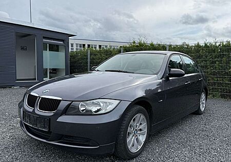 BMW 320i 320