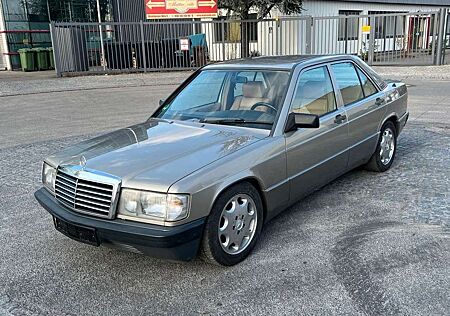 Mercedes-Benz 190 Oldtimer H-Kenzeichen NR 59