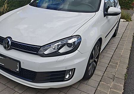 VW Golf Volkswagen 2.0 TDI DPF DSG GTD