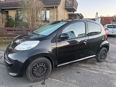 Peugeot 107 Peugeot 107 1.4 HDI *KLIMA* TÜV- Fällig