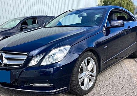 Mercedes-Benz E 220 CDI BlueEfficiency Coupe,Navi,Alu,2-Hand,