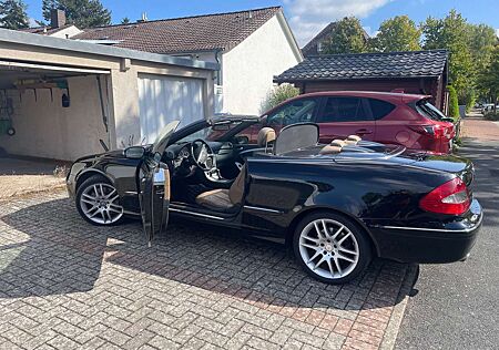 Mercedes-Benz CLK 320 CLK-Klasse Cabrio Diesel Cabrio CDI Avantgarde DPF