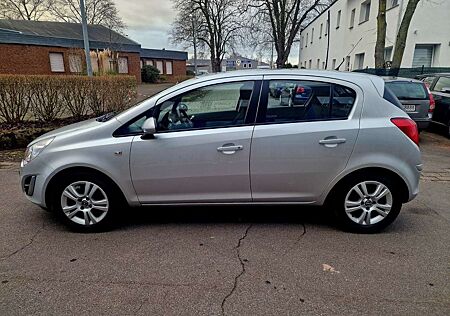 Opel Corsa D Satellite 5.Türen / Tüv Neu / Gepflegt