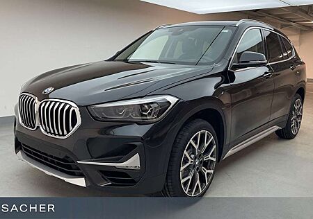 BMW X1 xDr20i A xLine AHK Pano RFK ACC HuD HiFi 19"
