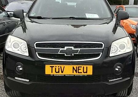 Chevrolet Captiva 2.4 2WD 7 Sitzer Gas LS