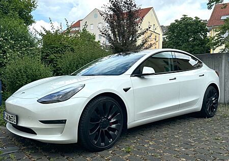 Tesla Model 3 Allradantrieb Dual Motor Performance