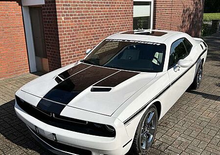 Dodge Challenger SXT Plus V6, LPG, ACC, Totwinkelass., Leder