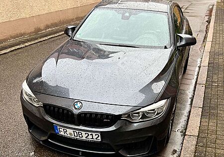 BMW M4 Coupe DKG