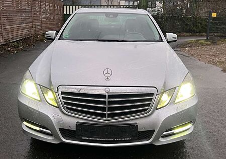 Mercedes-Benz E 220 CDI BlueEfficiency NAVI SCHIEBEDACH XENON