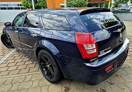 Chrysler 300C 3.0 CRD LEDER NAVI