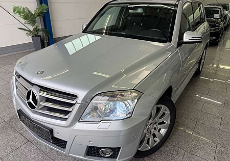 Mercedes-Benz GLK 320 CDI*4M*SPORT*AUT*BI-XN*NAV*TMP*SHZ*MMRY