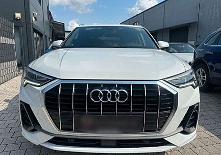 Audi Q3 S line edition s-tronic