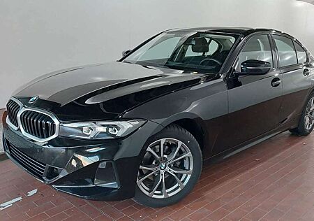 BMW 318 d Lim. Aut. LED Curved HUD Kamera 1-Hand 17"