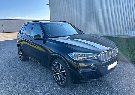 BMW X5 +xDrive50i M SPORT B&O TV NIGHTV PANO 7 SITZE