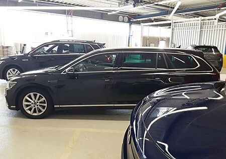 VW Passat Variant Volkswagen GTE 218PS NP.60T AHK.NAVI.KAMERA.5JG.18
